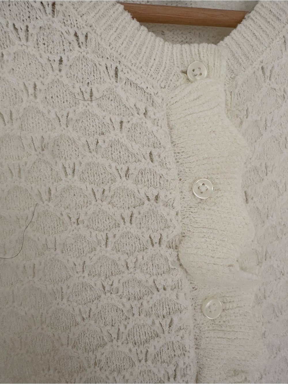 Zara Cream Ruffled Knit Cardigan Sweater - Picture 3 of 4